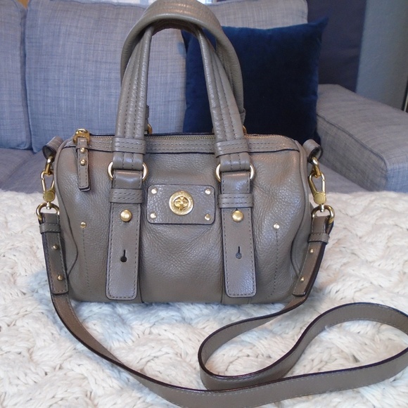 Marc By Marc Jacobs Handbags - Marc By Marc Jacobs Lil' Shifty Taupe Leather Bag